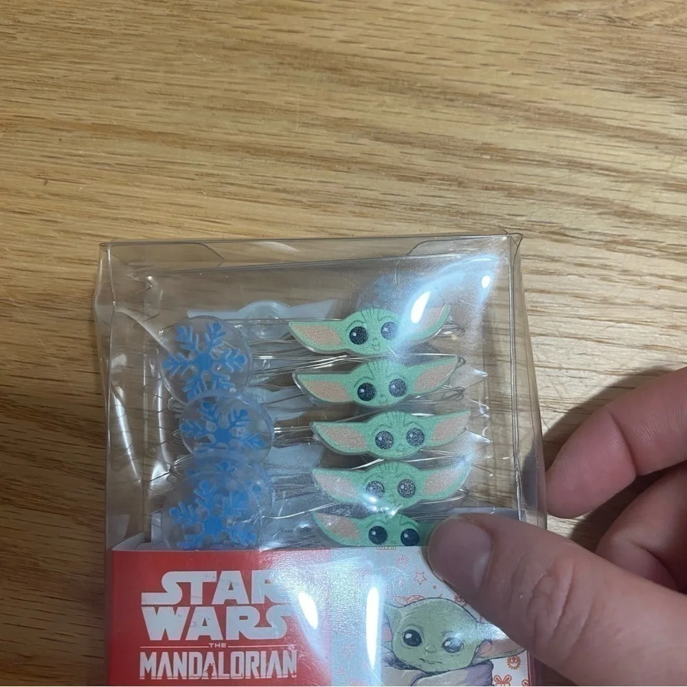 Star Wars Mandalorian Mini String Lights NEW Baby Yoda Battery Operated Disney